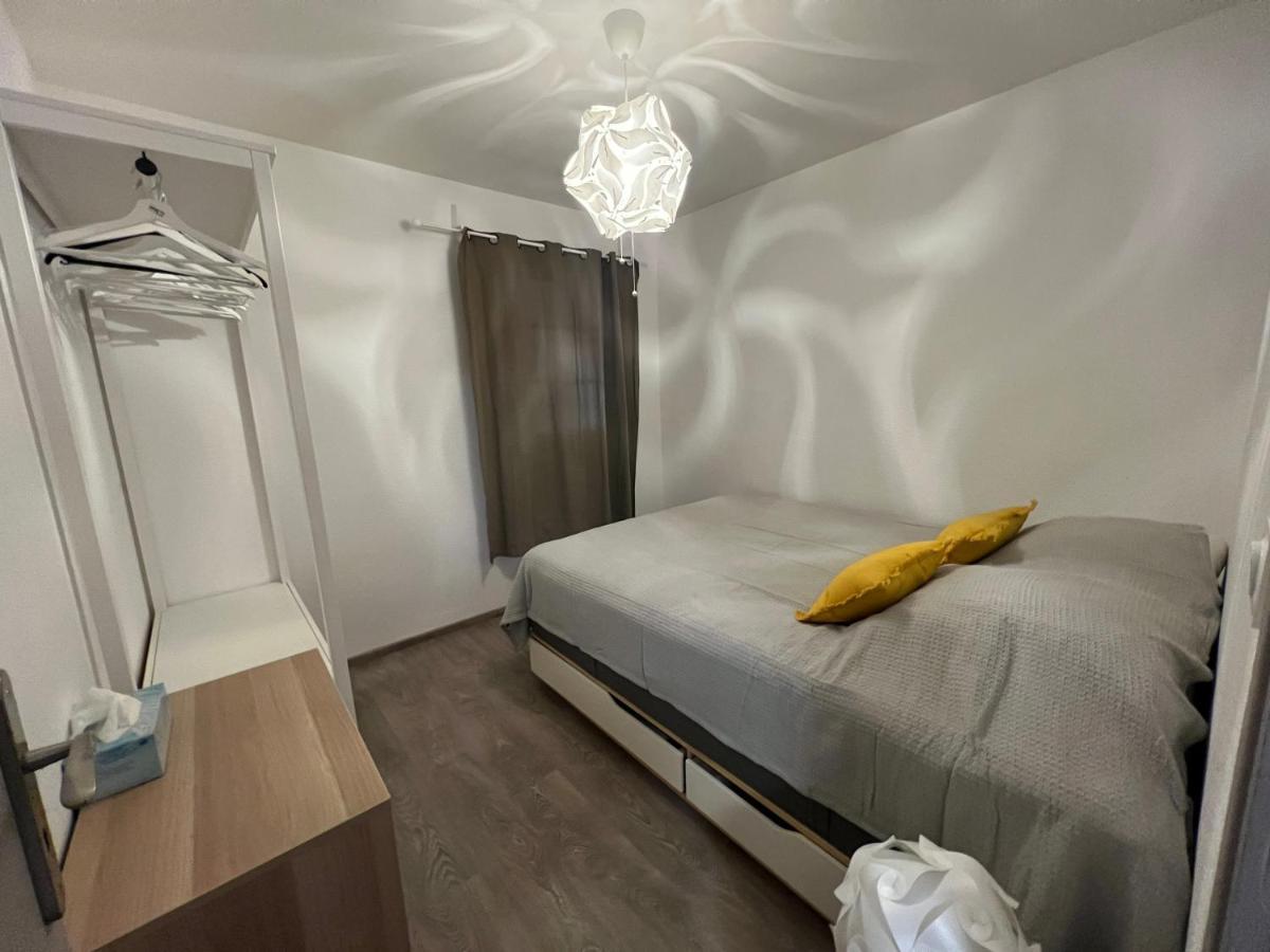 Pour 2 Personnes En Avec Terrasse * La Londe-les-Maures
