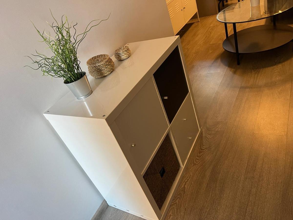 Apartment Pour 2 Personnes En Avec Terrasse La Londe-les-Maures